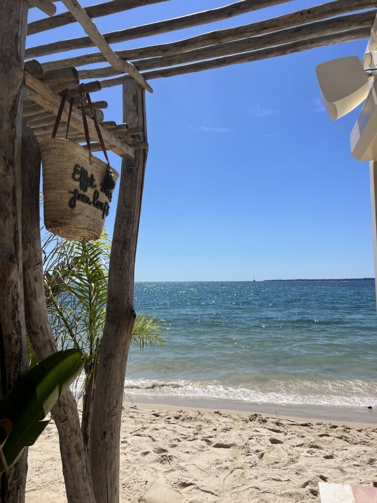 Plage de sable à Juan-les-Pins